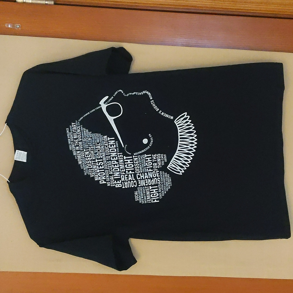 Notorious RPG Shirt Ruth Bader Ginsburg T-Shirt Size M